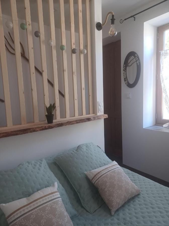 Saint-Pierre-des-Champs Chambre D'Hote Au Jardin Le Clos Des Vins D'Anges المظهر الخارجي الصورة